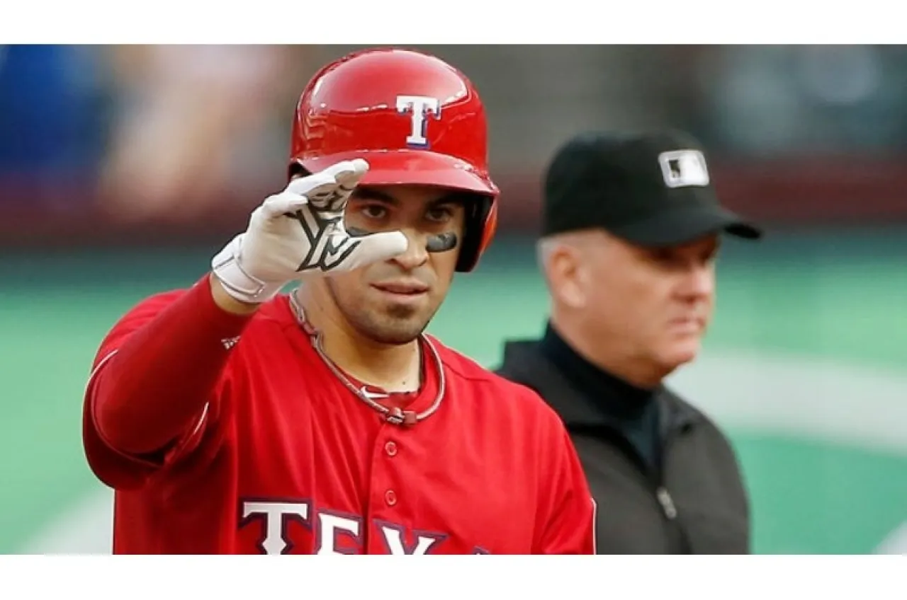 Robinson Chirinos TEX II