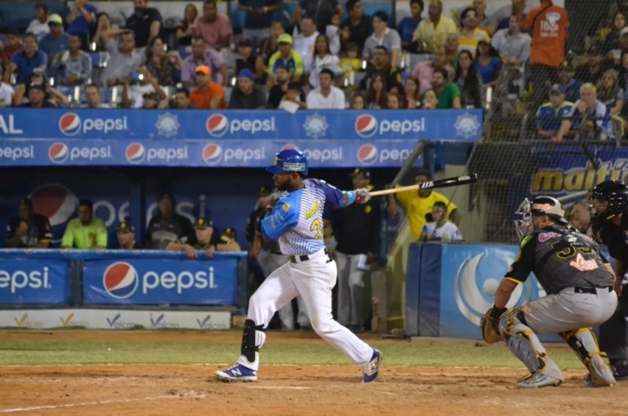 vs. Leones.JPG