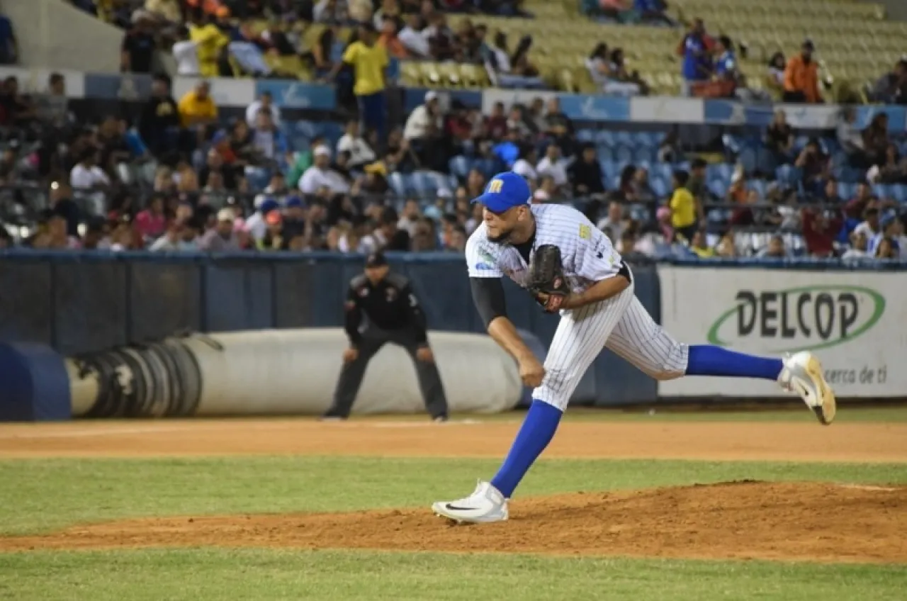 vs Tigres.JPG