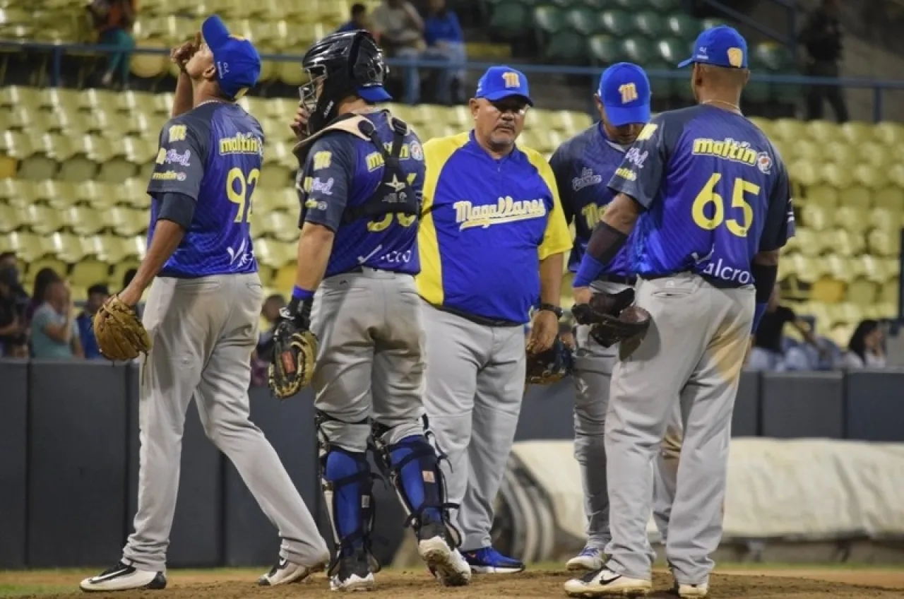vs. Tiburones.JPG