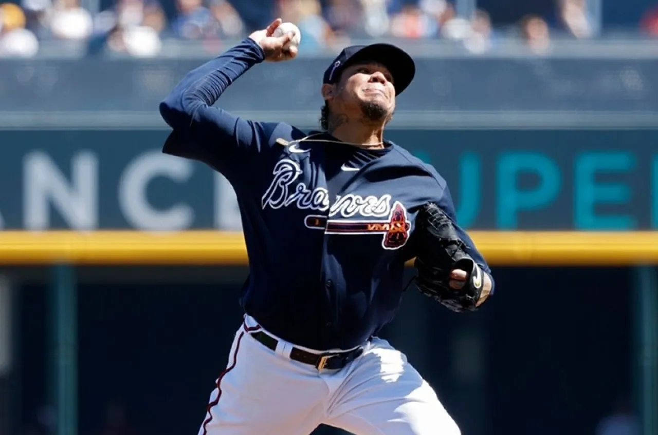 Félix Hernández experimenta su primer año fuera de los Marineros de Seattle